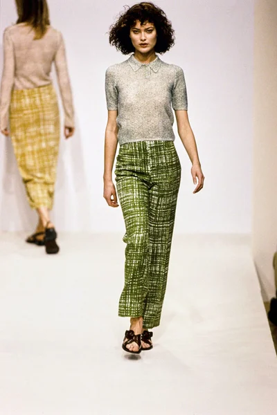 Look 14